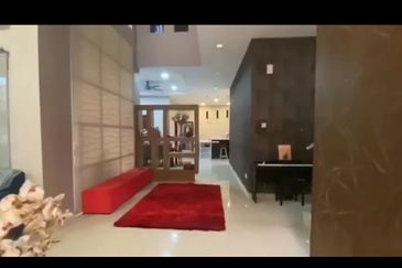 Desa Palma, Nasa City