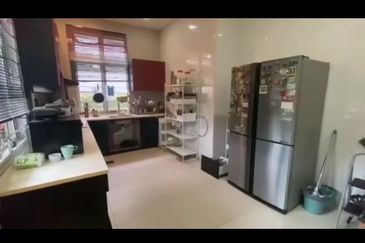 Desa Palma, Nasa City