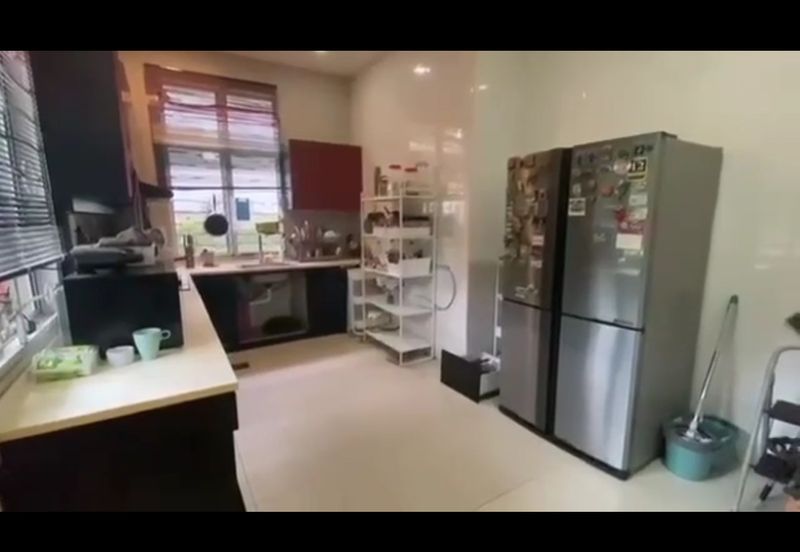 Desa Palma, Nasa City