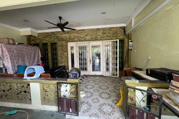 TAMAN PASIR EMAS, BUKIT PASIR MUAR