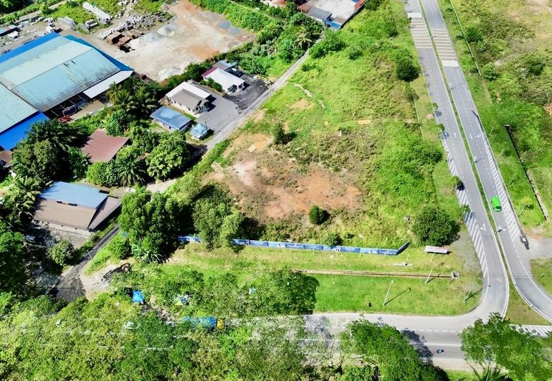 Kulai Vacant Commercial Land (PETROL STATION)