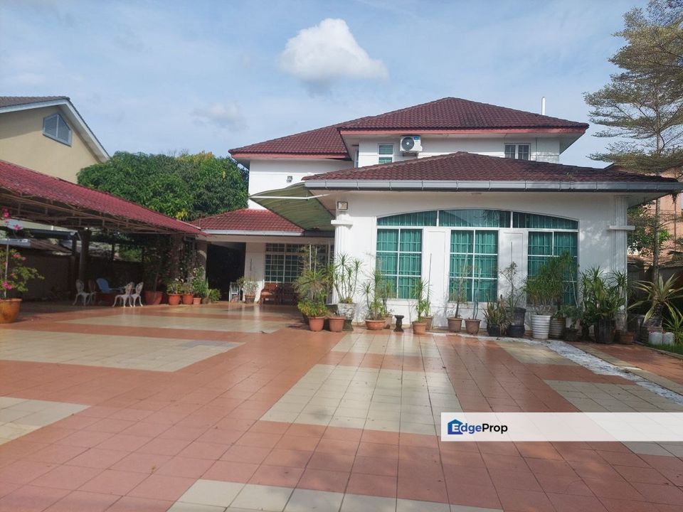 Exclusive Gated & Guarded Bungalow in Skudai, Johor, Skudai