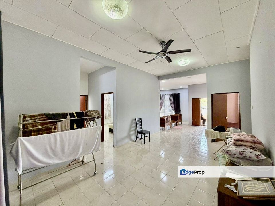 Taman Sri Impian Kluang | BUNGALOW FULL LOAN, Johor, Kluang