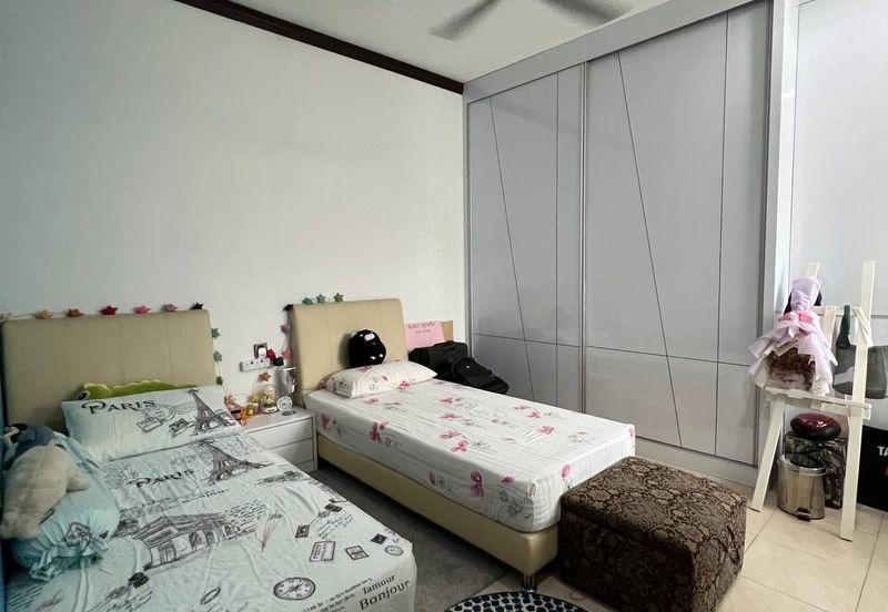 Taman Austin Heights