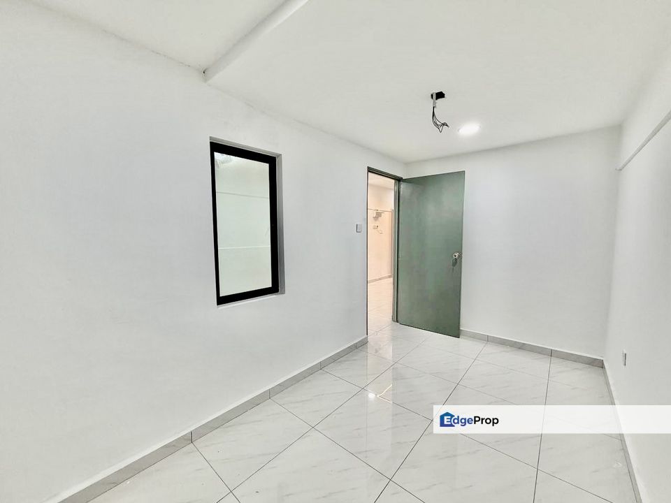 Taman Plentong Baru | Double Storey Full Reno, Johor, Masai
