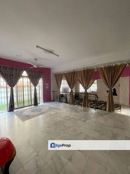 Taman Universiti , Jalan Kebangsaan | SEMI-D House, Johor, Skudai