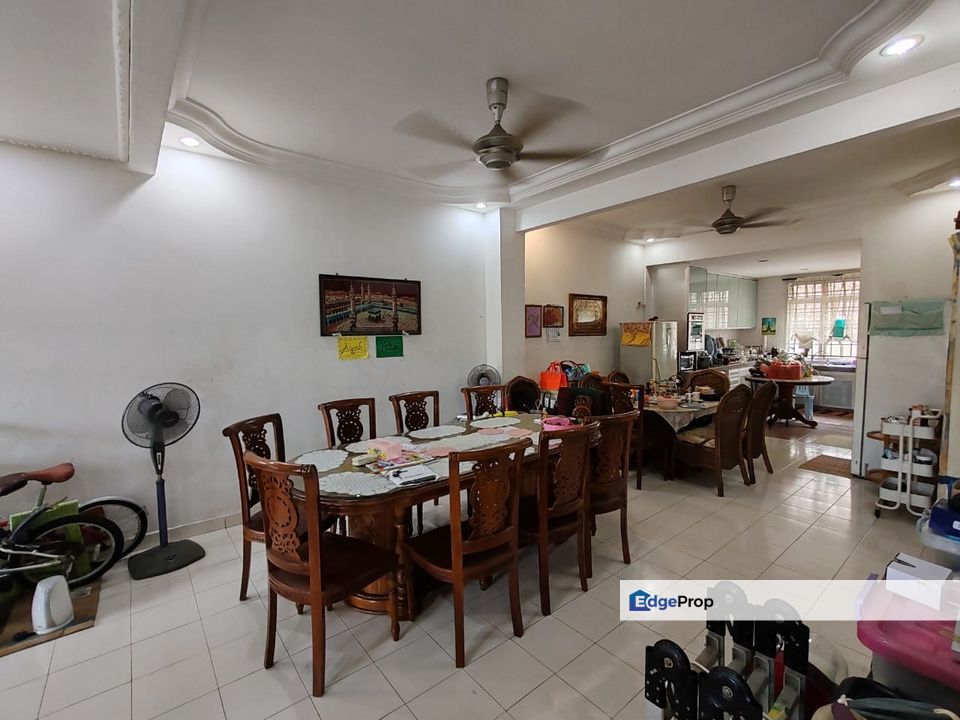 Bandar Putra Kulai, Jalan Cengal | 3 Storey House , Johor, Kulai
