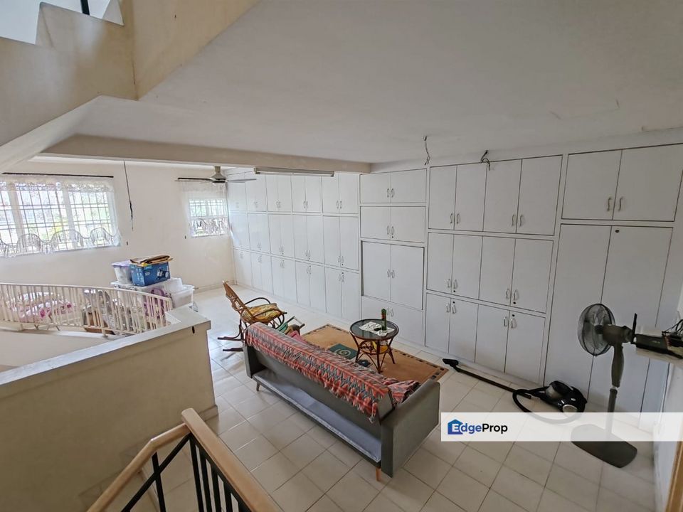 Bandar Putra Kulai, Jalan Cengal | 3 Storey House , Johor, Kulai