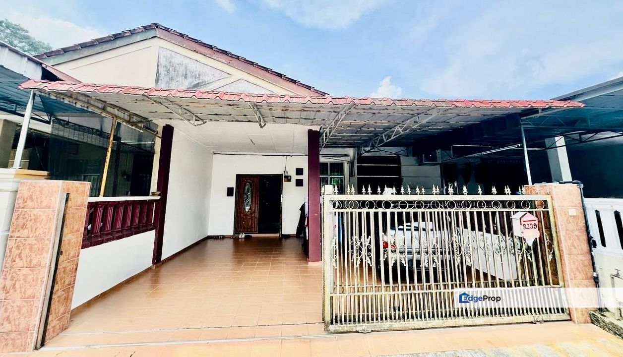 Jalan Merak, Bandar Putra Kulai , Johor, Kulai