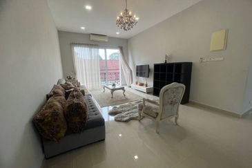 Bungalow Kg Sinaran Johor Bahru