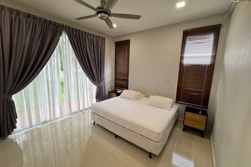 Bungalow Kg Sinaran Johor Bahru