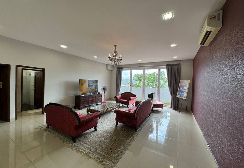 Bungalow Kg Sinaran Johor Bahru