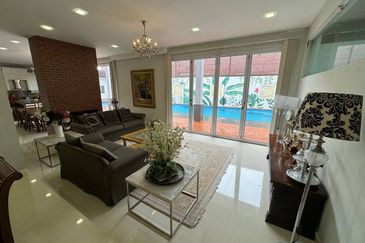 Bungalow Kg Sinaran Johor Bahru