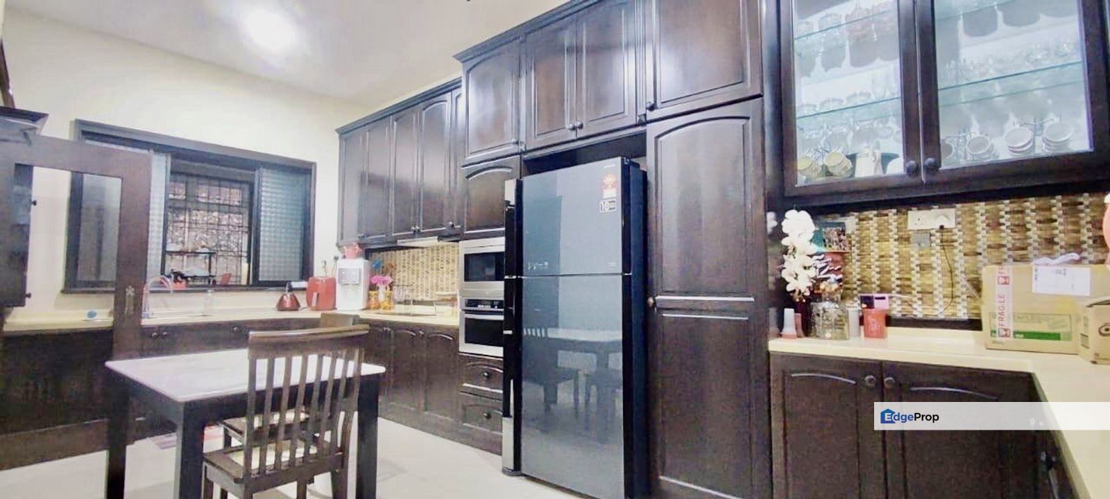 DOUBLE STOREY SEMI DETACHED HOUSE BANDAR DATO ONN, Johor, Johor Bahru