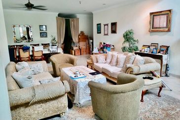 Jalan Straits View 2A