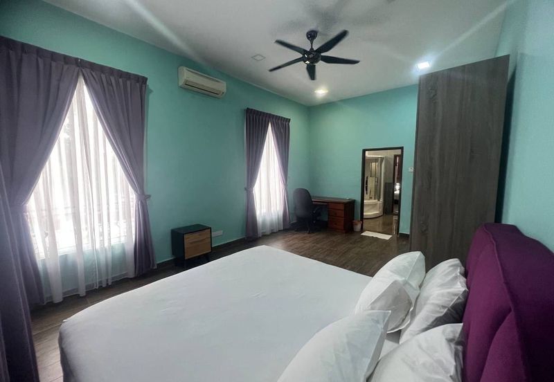 BEAUTIFUL BUNGALOW WITH POOL (NON BUMI LOT)