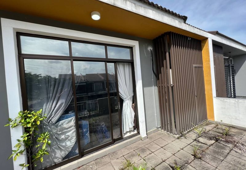 Meridin East The Greenway & The Eden