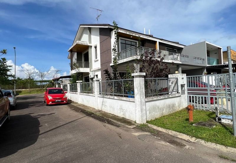 Meridin East The Greenway & The Eden