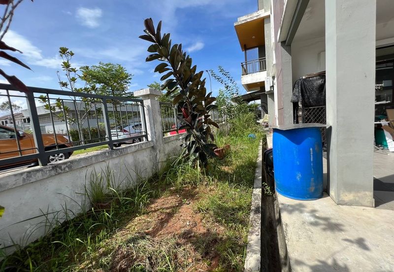 Meridin East The Greenway & The Eden