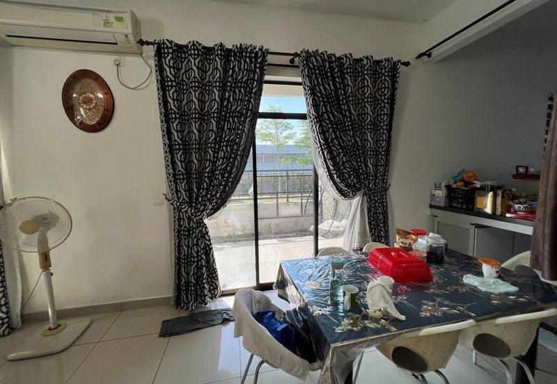 Meridin East The Greenway & The Eden