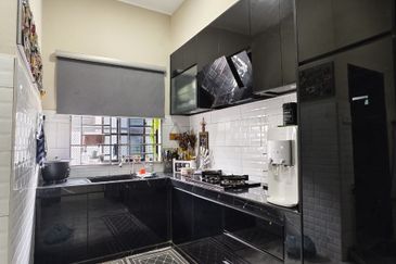 Jalan Kampung Maju Jaya