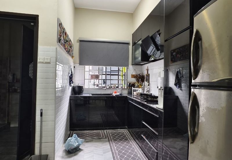 Jalan Kampung Maju Jaya