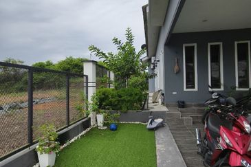 Jalan Kampung Maju Jaya