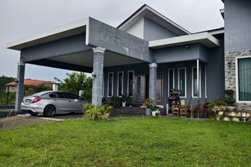 Jalan Kampung Maju Jaya