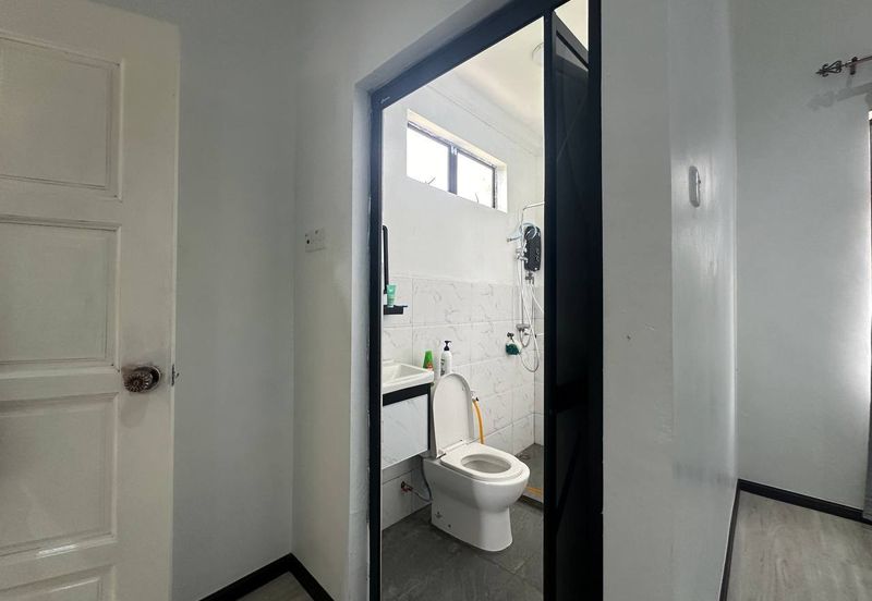 Kampung Dato Ibrahim Majid (BUNGALOW)