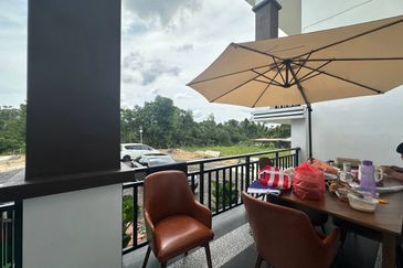 Kampung Dato Ibrahim Majid (BUNGALOW)