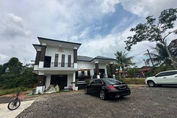 KAMPUNG DATO IBRAHIM MAJID (BUNGALOW)
