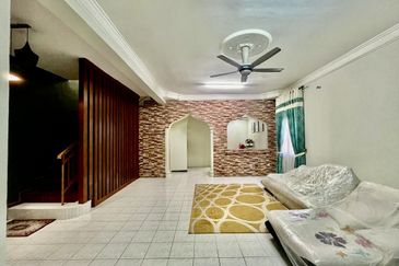 Jalan Pulai Indah, Taman Pulai Indah