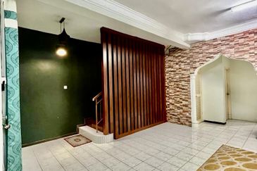 Jalan Pulai Indah, Taman Pulai Indah