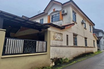 Jalan Pulai Indah, Taman Pulai Indah