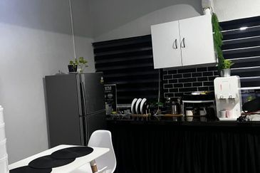 BANDAR AMANJAYA (ZON ANGGERIK)