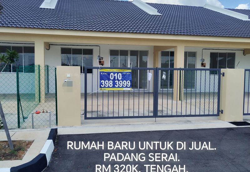 RUMAH Teres baru dua sebaris. PADANG SERAI