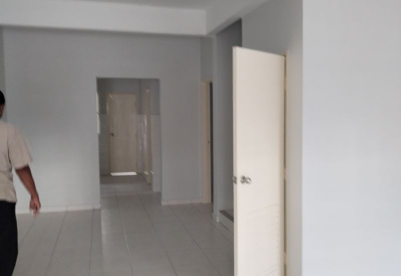 Taman Sungai Dua Utama