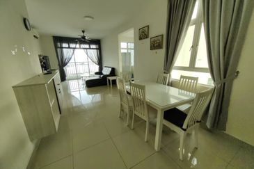 TM residency (Tunas Residency)