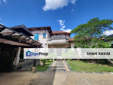 Double Storey Bungalow Jalan Silat Seksyen 11 Shah Alam, Selangor, Shah Alam