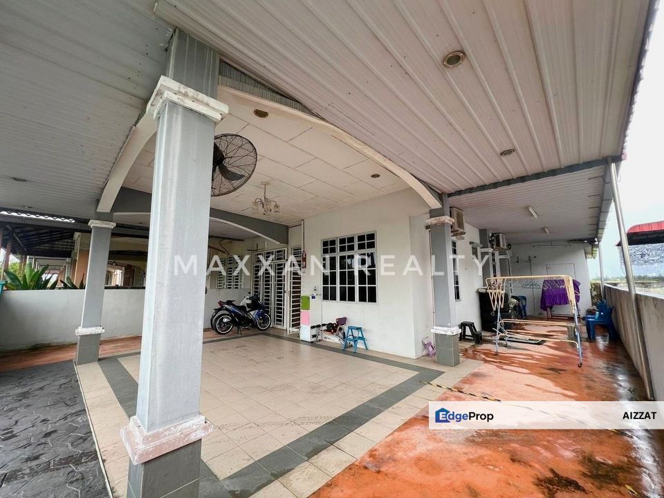 BIG HOUSE SINGLE STOREY SEMI-D TAMAN DESA MEKAR PARIT BUNTAR For sale, Perak, Kerian