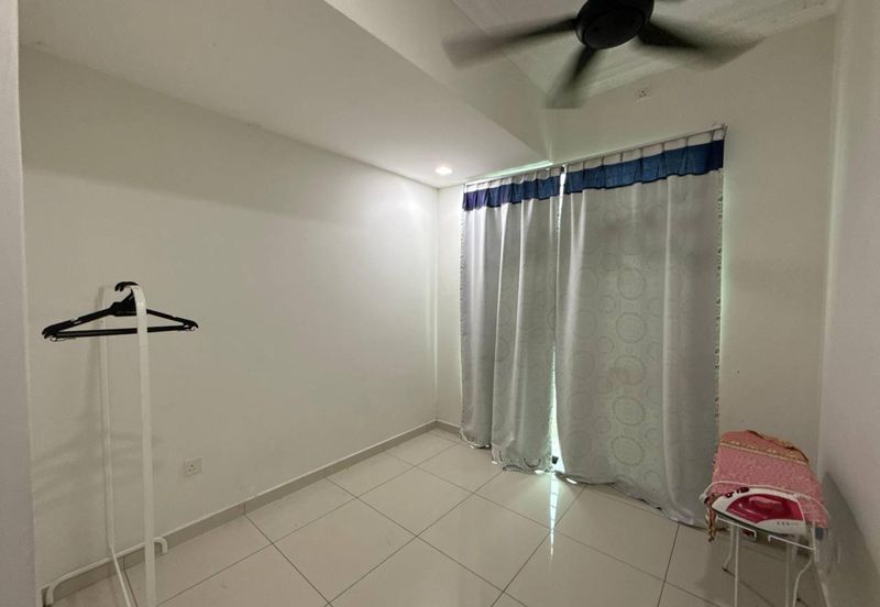 (Design Moden & Reno Cantik) Double Storey Terrace Desaville 2, Taman Saujana Meru Klang