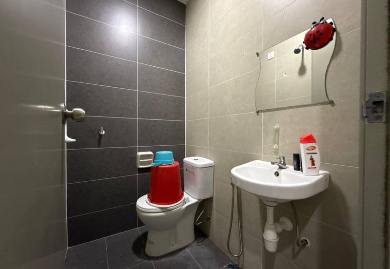 (Design Moden & Reno Cantik) Double Storey Terrace Desaville 2, Taman Saujana Meru Klang