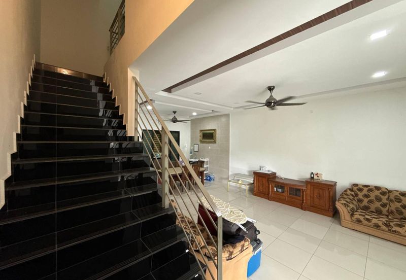(Design Moden & Reno Cantik) Double Storey Terrace Desaville 2, Taman Saujana Meru Klang
