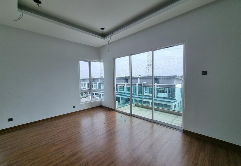 WITH LIFT | Semi D Cluster Laman Vista Alam, Setia Alam, Shah Alam