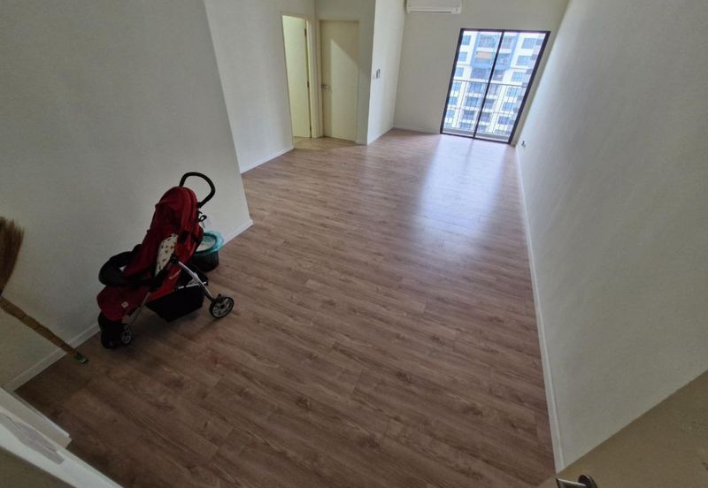 CONDO - DIAN 1 RESIDENCY-MIDDLE FLOOR-2 PARKING LOT+BALCONY-BUMI UNIT-HOT SEK 13 SHAH ALAM FULL LOAN