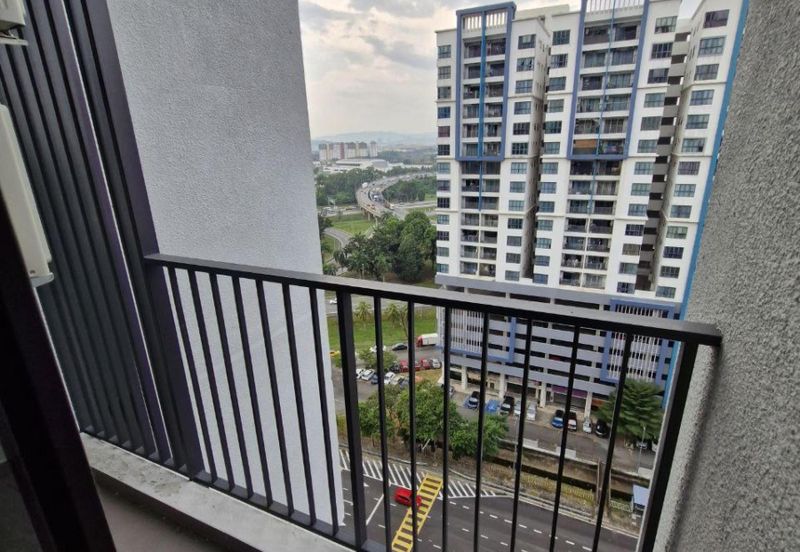 CONDO - DIAN 1 RESIDENCY-MIDDLE FLOOR-2 PARKING LOT+BALCONY-BUMI UNIT-HOT SEK 13 SHAH ALAM FULL LOAN