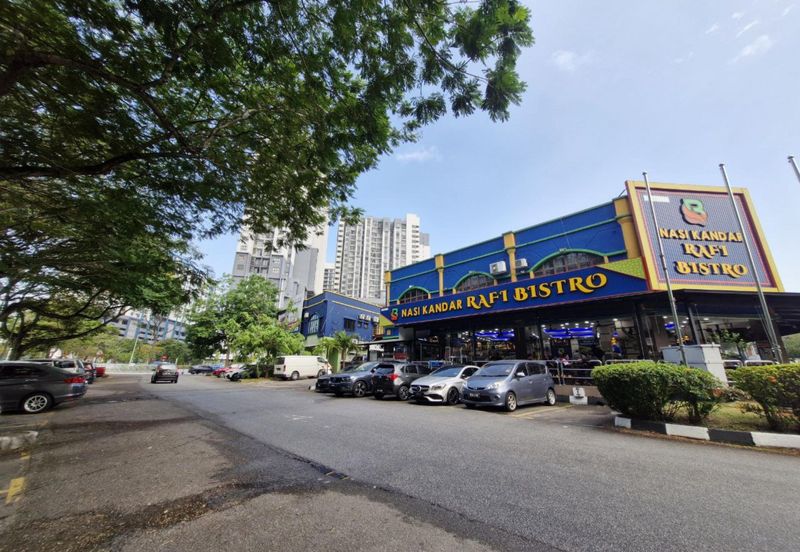 CONDO - DIAN 1 RESIDENCY-MIDDLE FLOOR-2 PARKING LOT+BALCONY-BUMI UNIT-HOT SEK 13 SHAH ALAM FULL LOAN