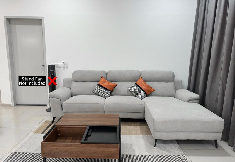 Persiaran Puncak Alam 1 