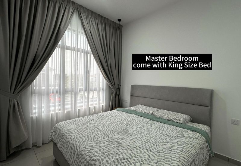 Persiaran Puncak Alam 1 