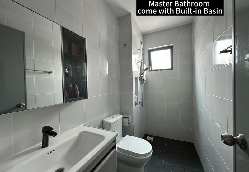 Persiaran Puncak Alam 1 